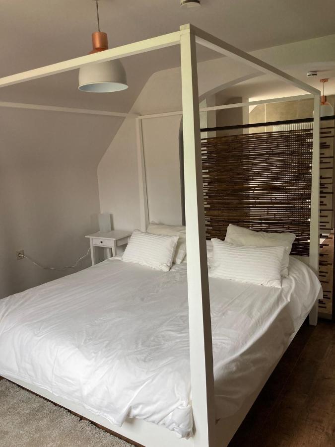 Rustig appartement in het groen met terras Kontich Buitenkant foto