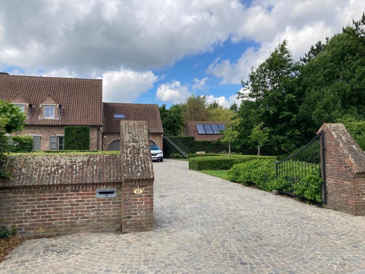 Rustig appartement in het groen met terras Kontich Buitenkant foto