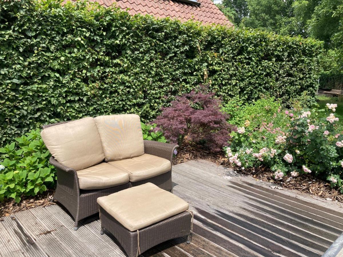 Rustig appartement in het groen met terras Kontich Buitenkant foto